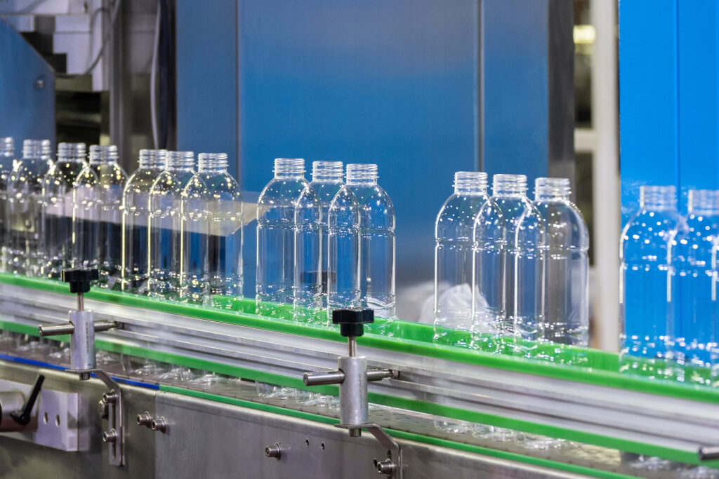 Simplifying the beverage industry: the role of conveyor systems